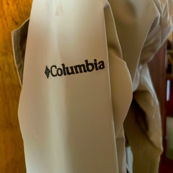 Women’s M Tan / Oatmeal Columbia Sportswear Jacket / Trench with Hood - Picture 11 of 11